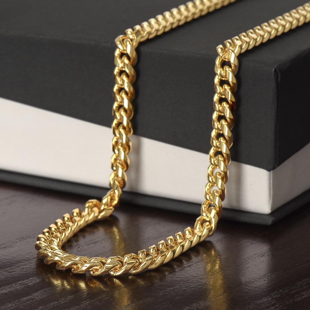 Cuban Link Chain Necklace - A bold and handsome gift for your husband