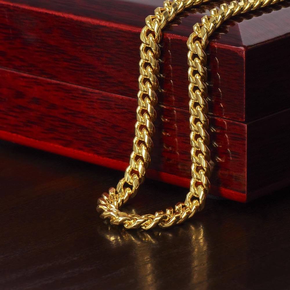 Cuban Link Chain for Men - A classic and elegant accessory for that special guy.